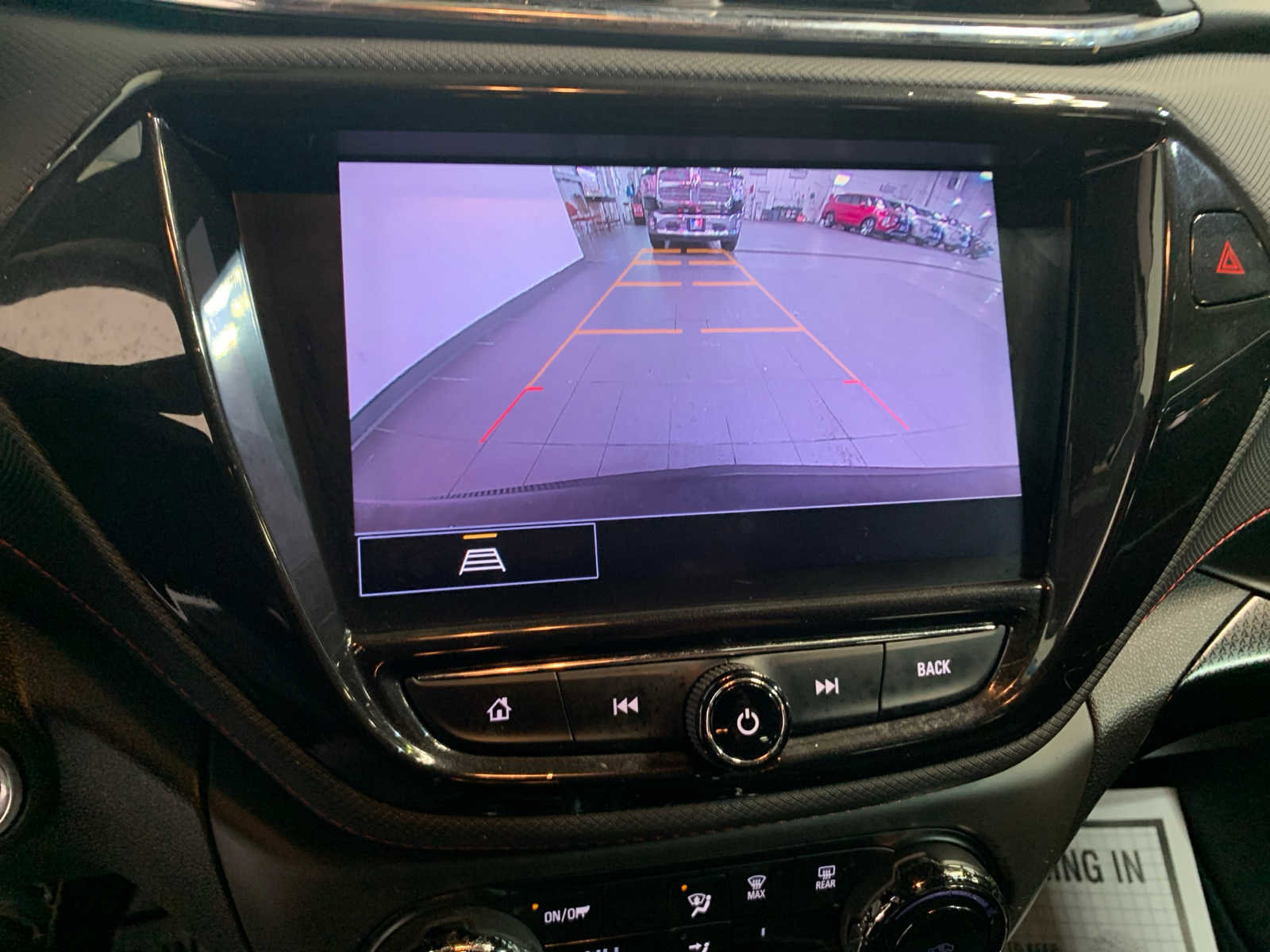 Used 2021 Chevrolet TrailBlazer RS w/ Technology Package image 5