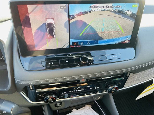 New 2026 Nissan Rogue Platinum w/ Platinum Premium Package image 12