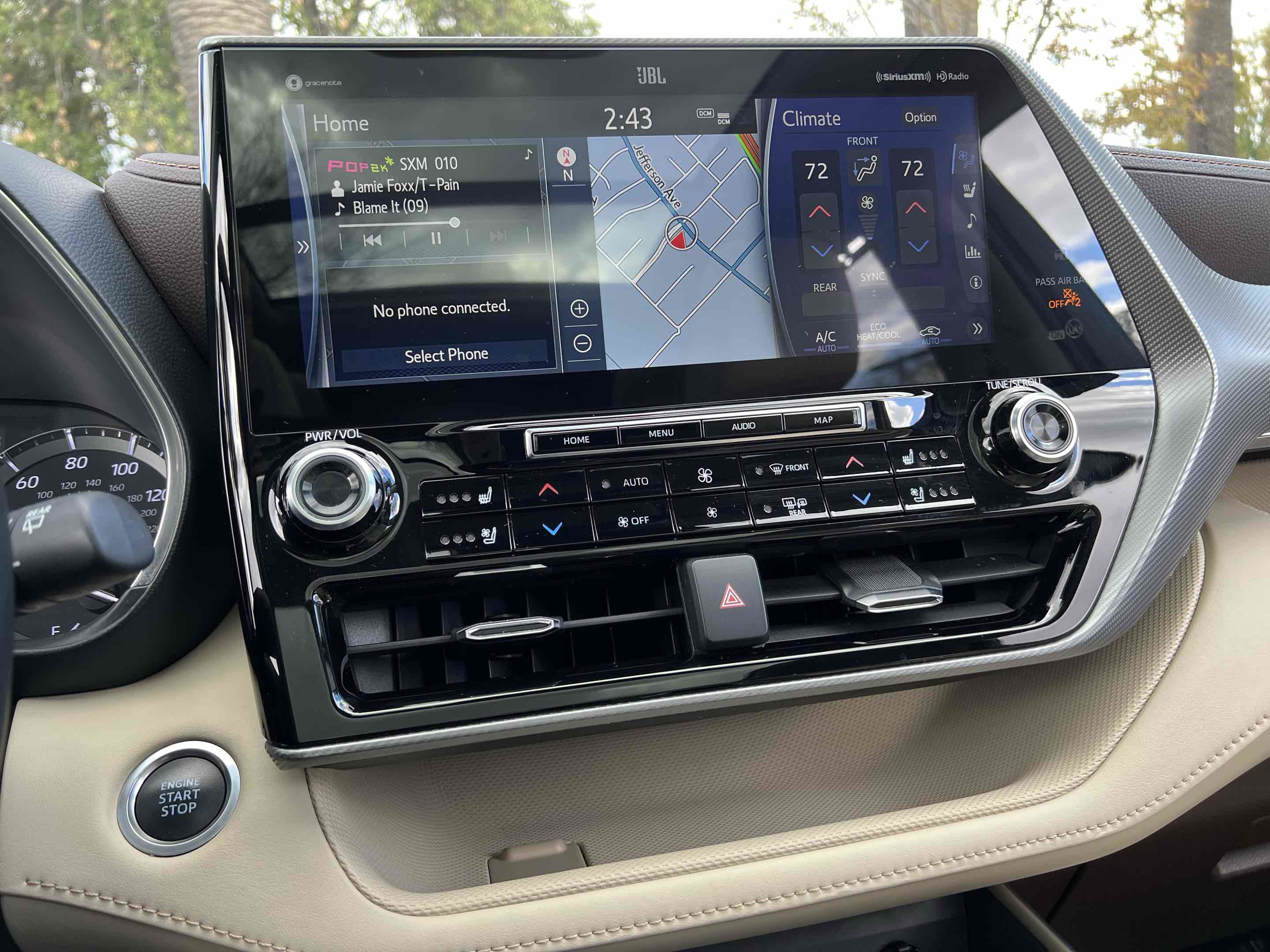 Used 2020 Toyota Highlander Platinum image 11