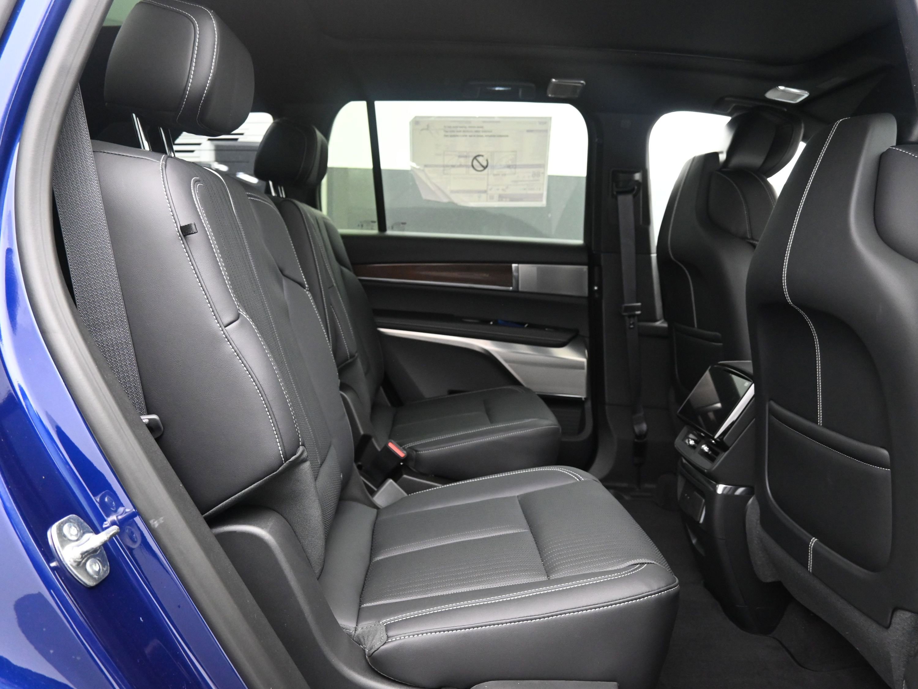 New 2026 Cadillac Vistiq Sport w/ LPO, Premium Carpet Package image 12