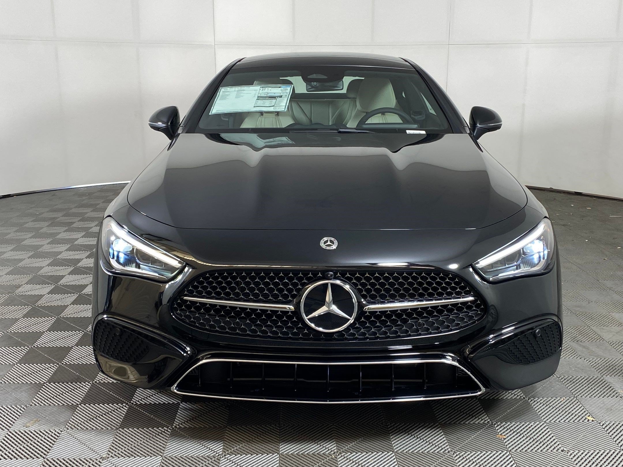 Used 2026 Mercedes-Benz CLE 300 4MATIC Coupe image 5