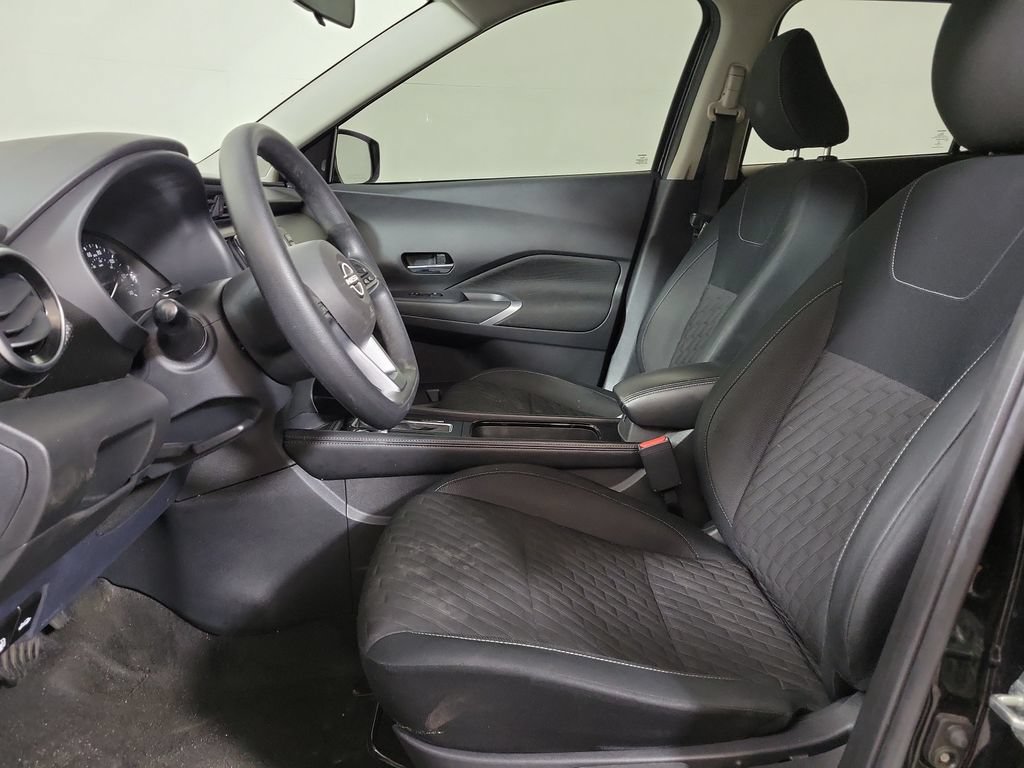 Used 2022 Nissan Kicks SV FWD image 12