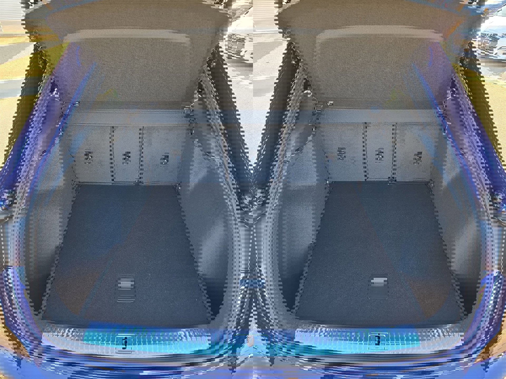 New 2025 Audi Q3 2.0T Premium Plus image 12