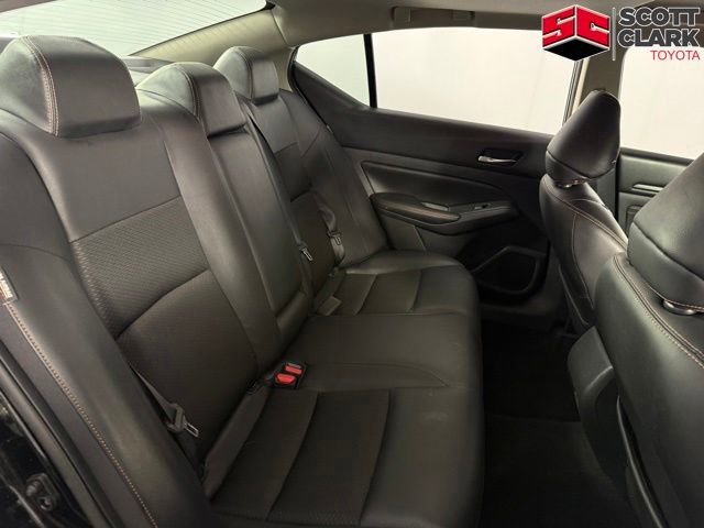 Used 2020 Nissan Altima 2.5 SR w/ Premium Package FWD image 17