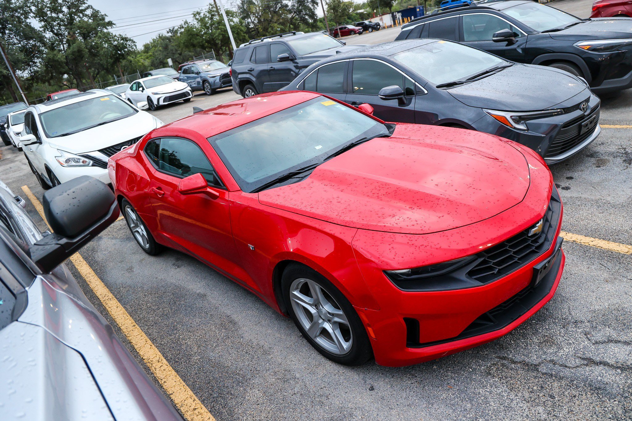 Used 2019 Chevrolet Camaro LT RWD image 7