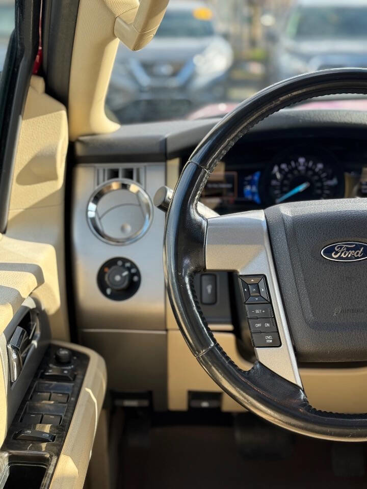 Used 2015 Ford Expedition Limited w/ Equipment Group 301A image 15