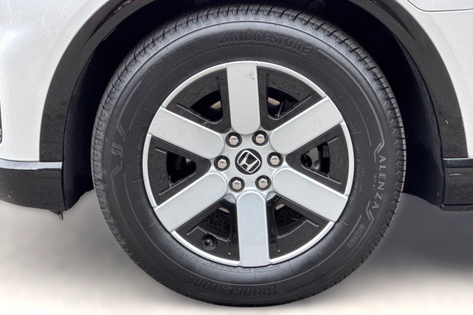 Certified 2024 Honda Prologue Touring image 12