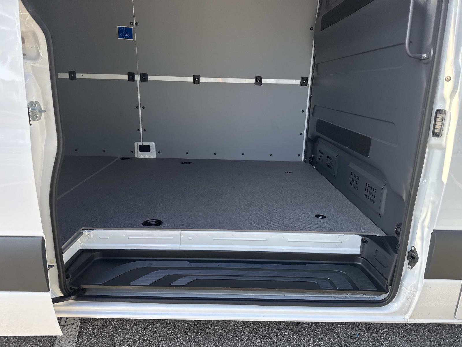 New 2026 Mercedes-Benz Sprinter 2500 image 4