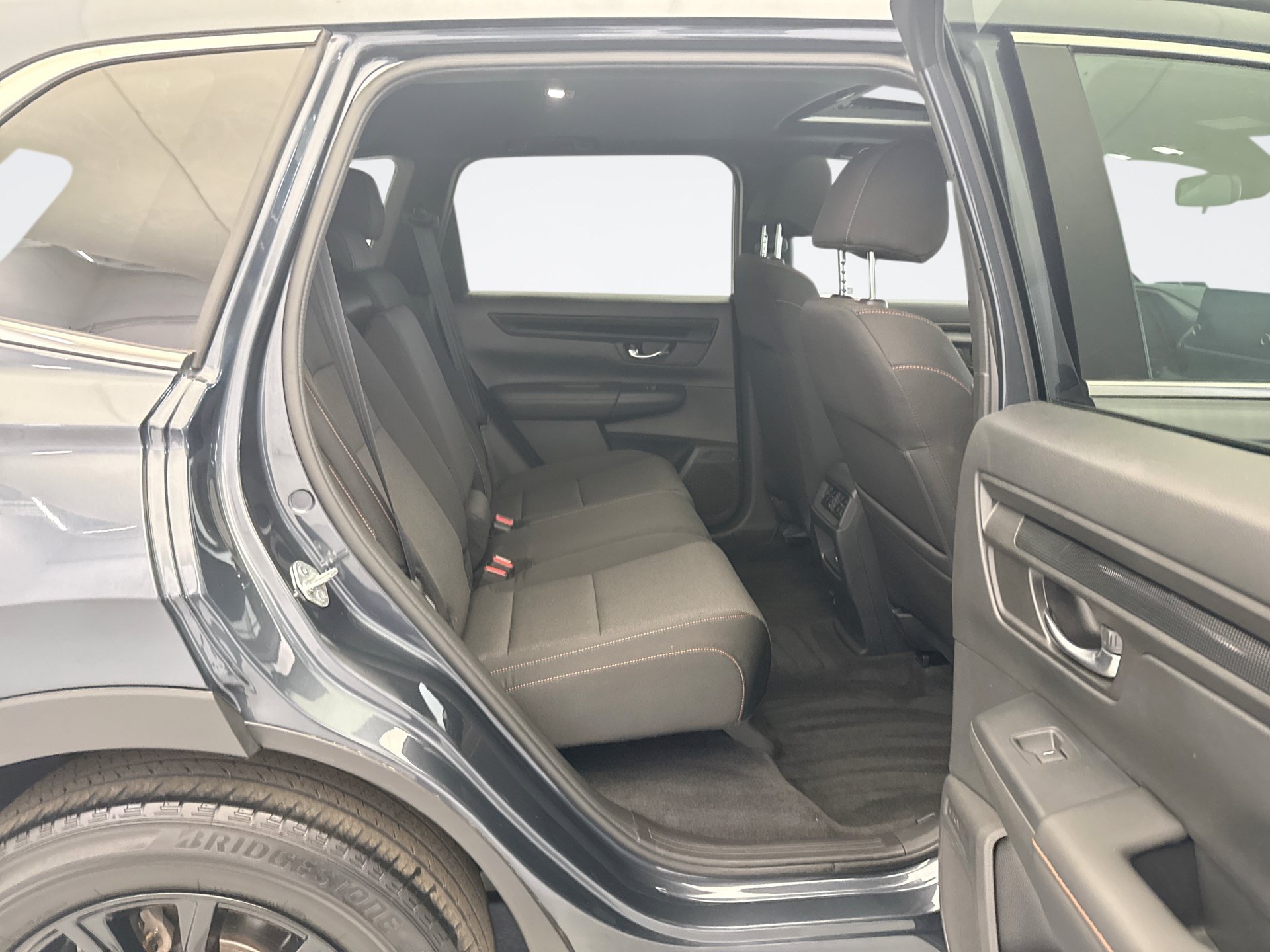 Used 2025 Honda CR-V Sport image 17