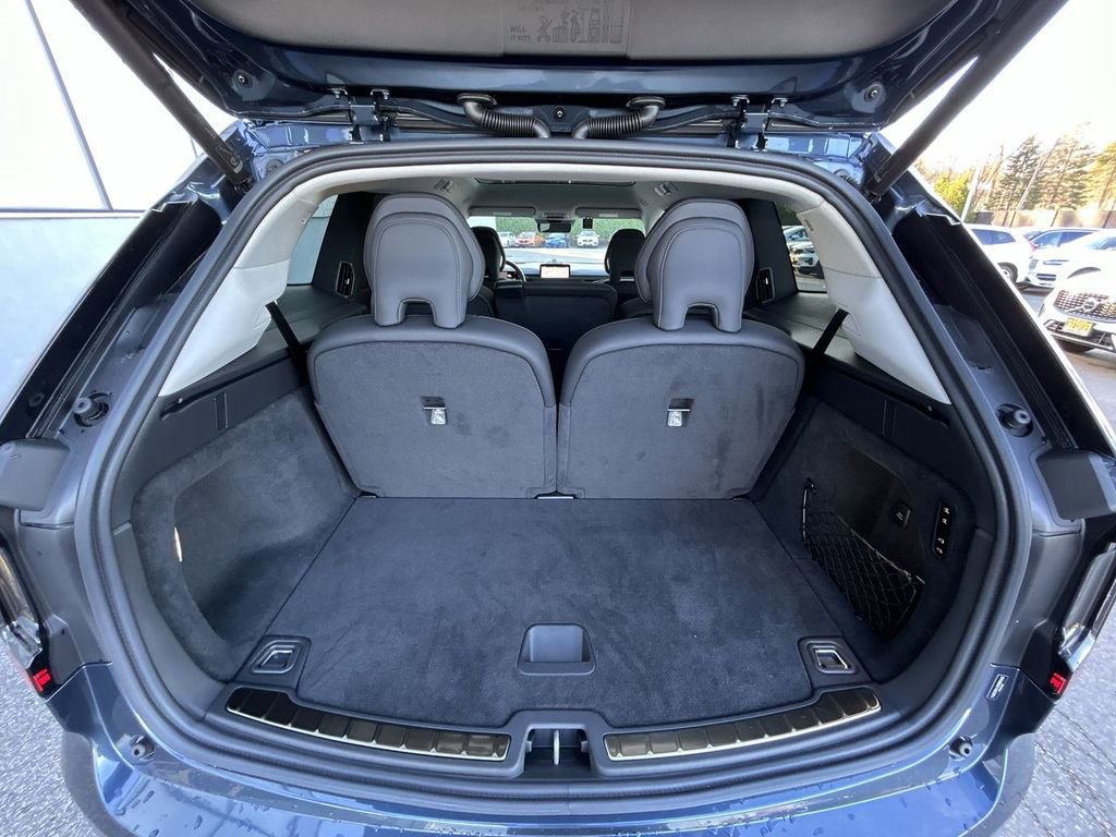 New 2025 Volvo EX90 Ultra image 18