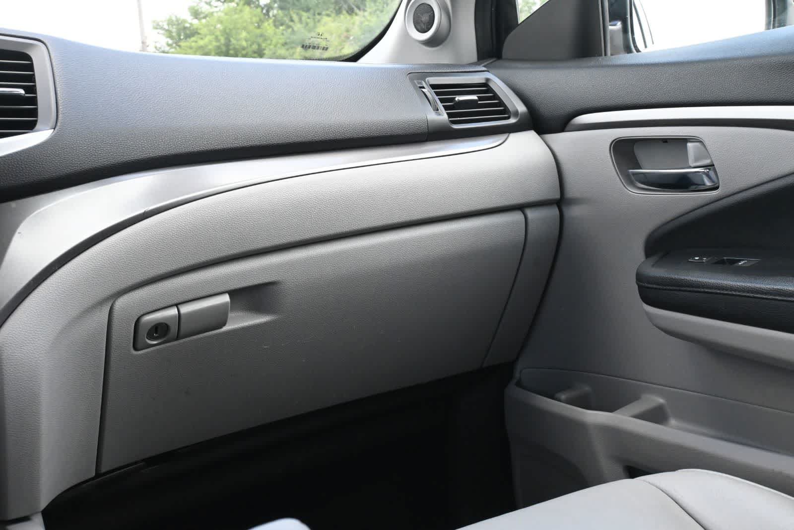 Used 2018 Honda Pilot EX-L image 8
