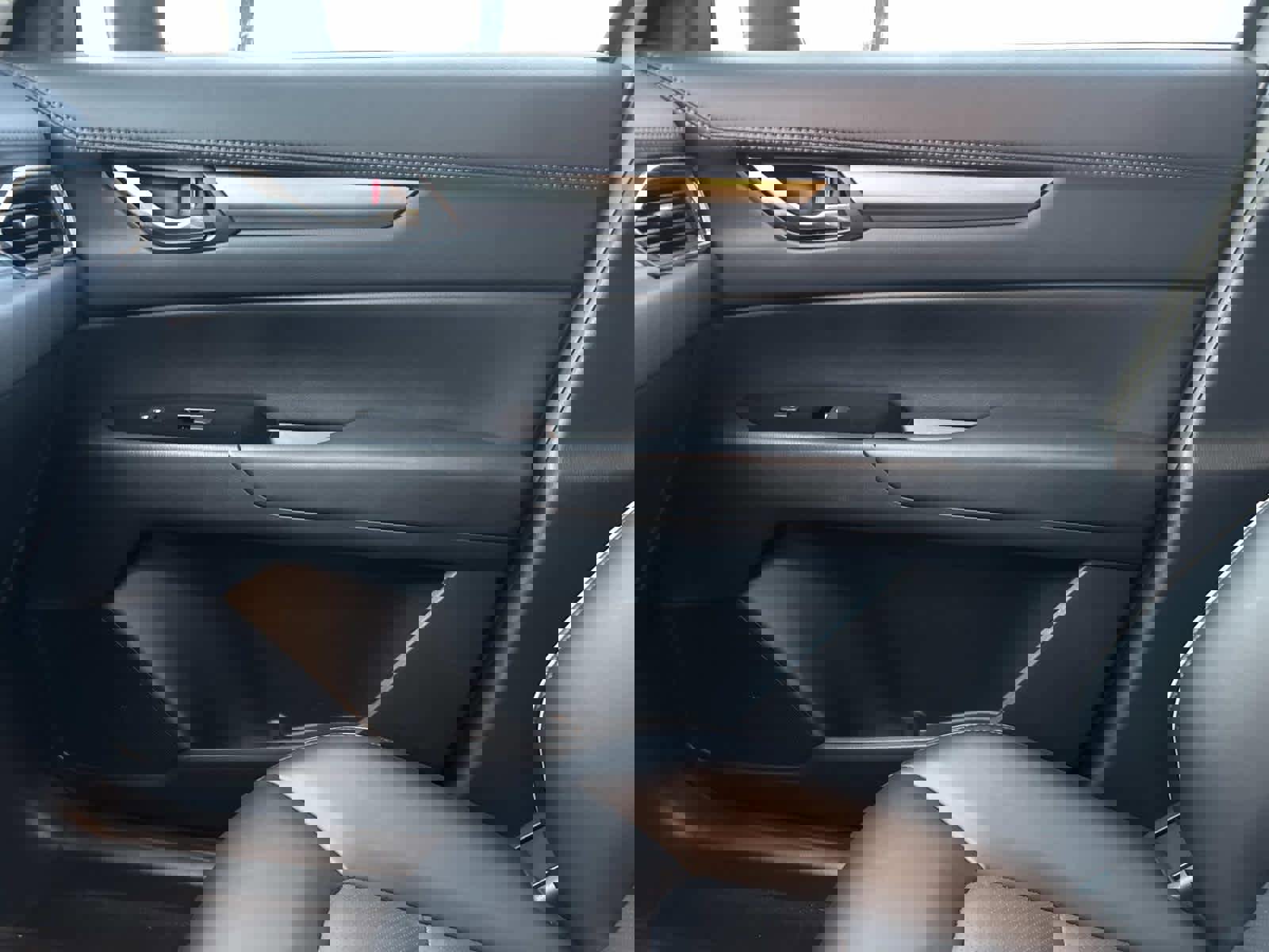 Certified 2025 MAZDA CX-5 AWD 2.5 S w/ Select Package image 23