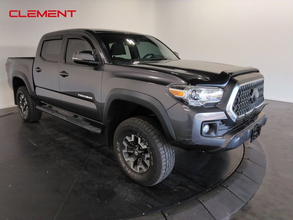 Used 2018 Toyota Tacoma TRD Off-Road image 3