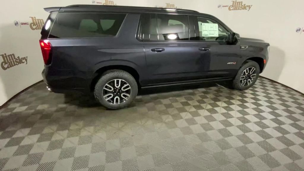 Used 2023 GMC Yukon XL AT4 w/ AT4 Premium Plus Package image 9