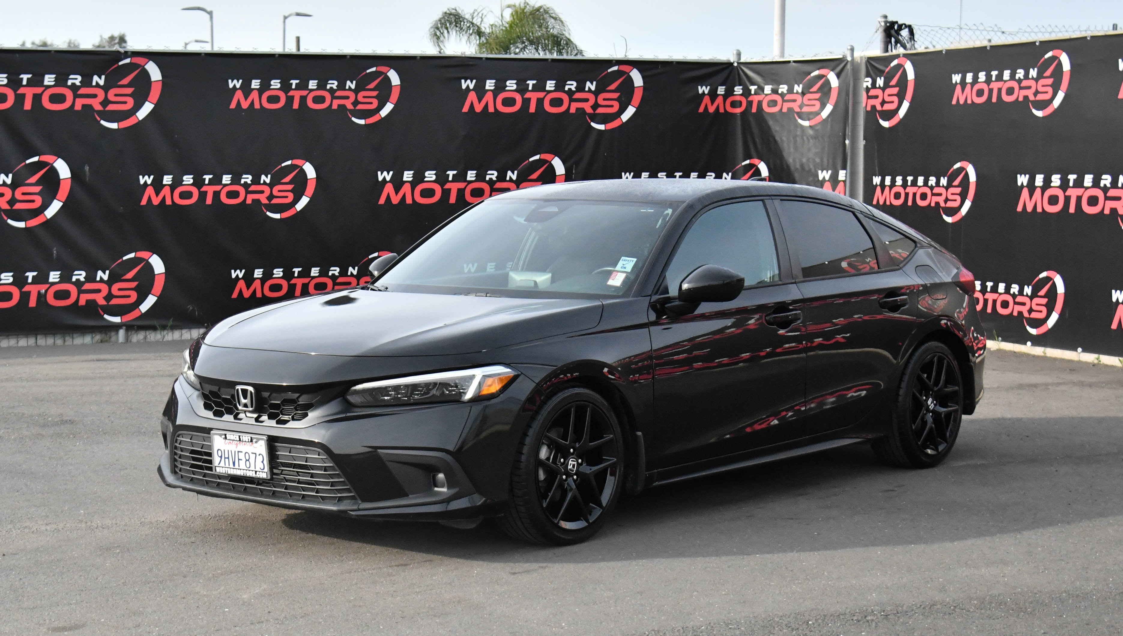 Used 2023 Honda Civic Sport image 3
