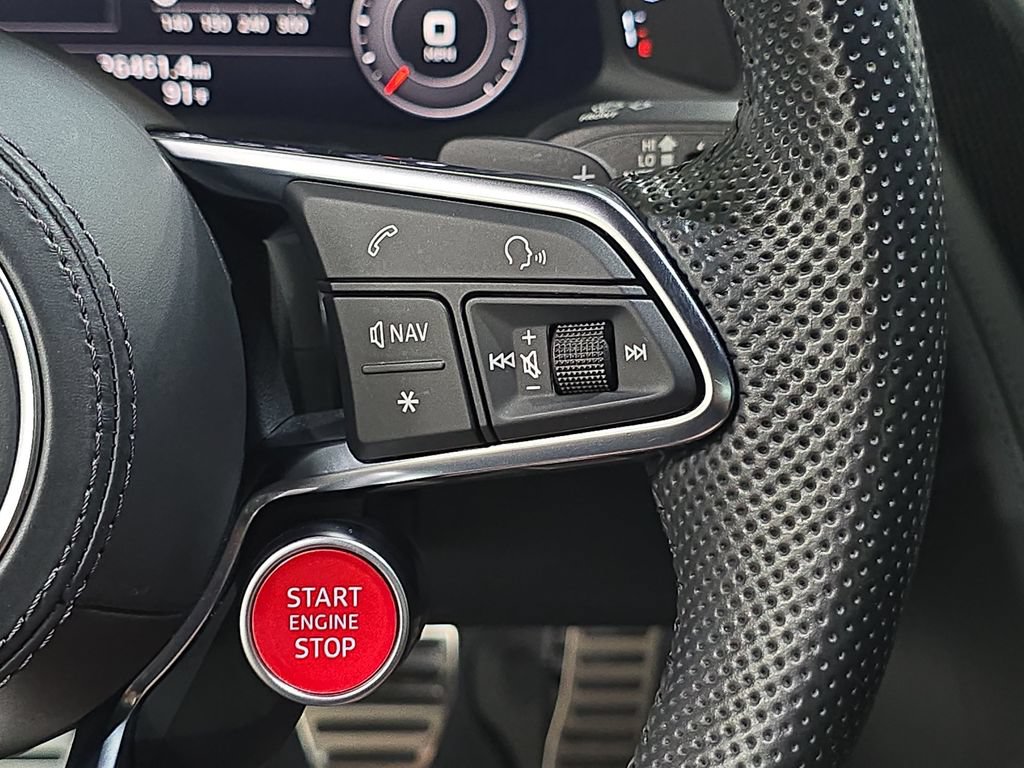 Used 2021 Audi R8 V10 w/ Premium Package RWD image 19