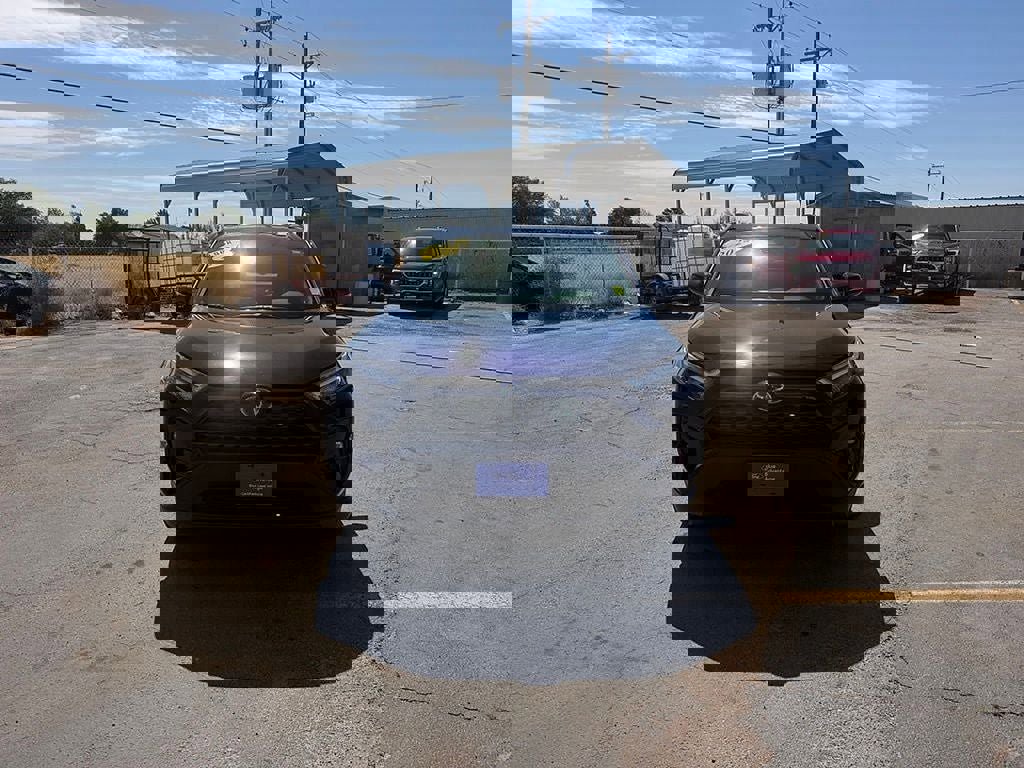 Used 2024 Toyota RAV4 XLE Premium image 2