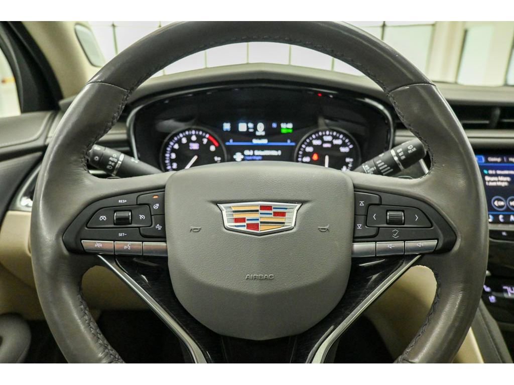 Used 2020 Cadillac XT6 Premium Luxury AWD/4WD image 42