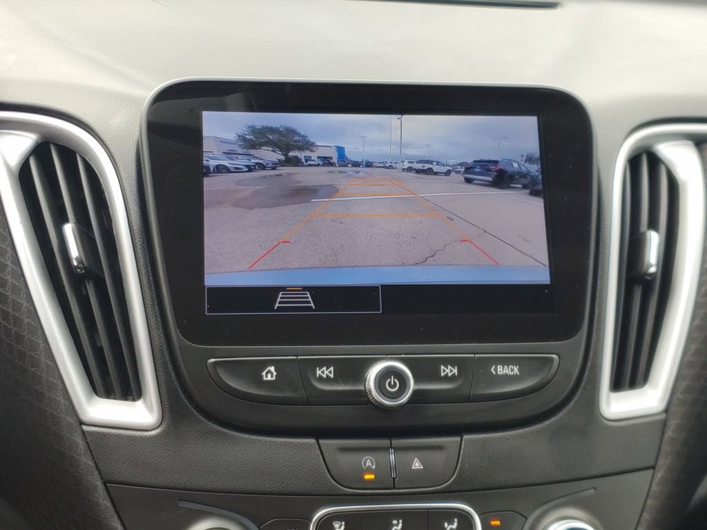 Used 2024 Chevrolet Malibu LT image 25