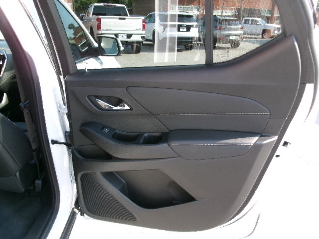 Used 2023 Chevrolet Traverse LT FWD image 12