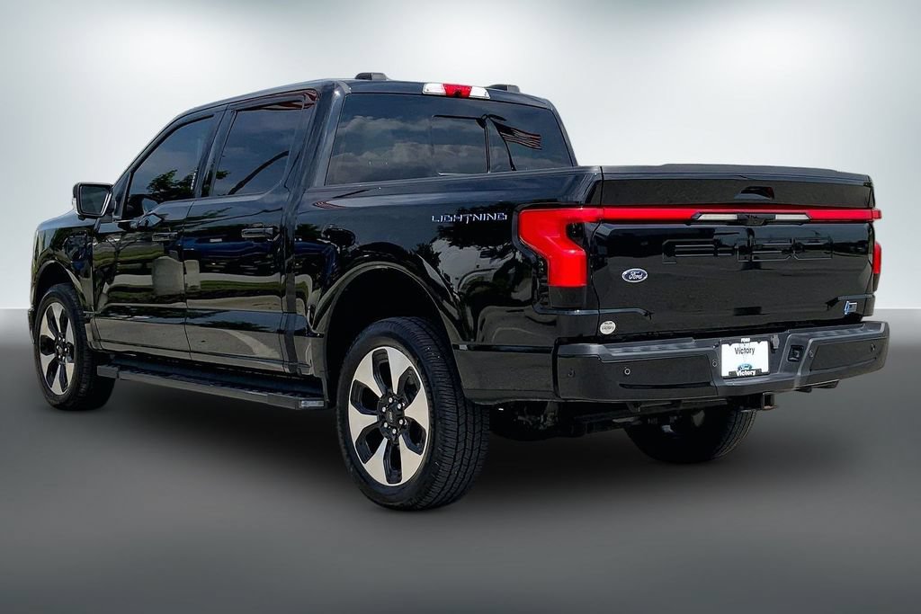 Used 2023 Ford F150 Lightning Platinum AWD/4WD image 12