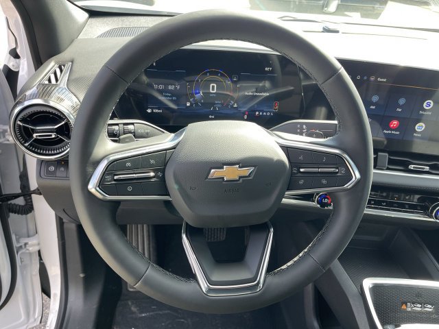 New 2027 Chevrolet Equinox LT w/ Convenience Package II FWD image 14