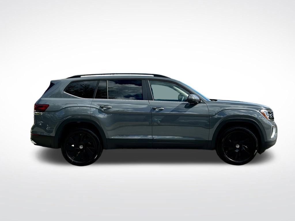 New 2026 Volkswagen Atlas SE FWD image 4