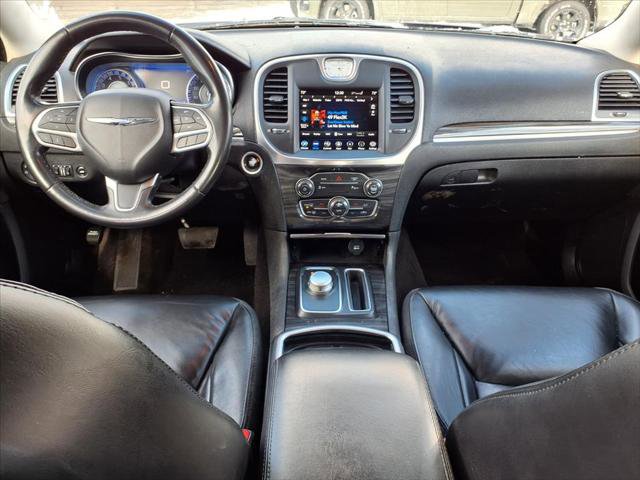 Certified 2020 Chrysler 300 Touring L w/ 300 Premium Group image 39