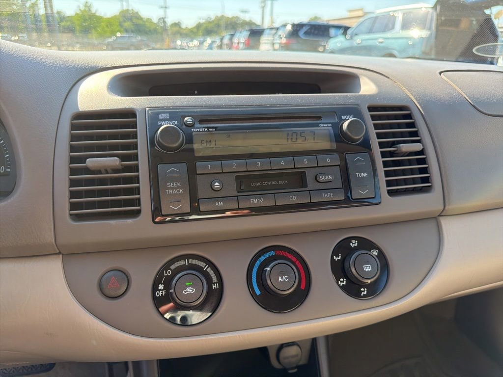 Used 2002 Toyota Camry FWD image 18