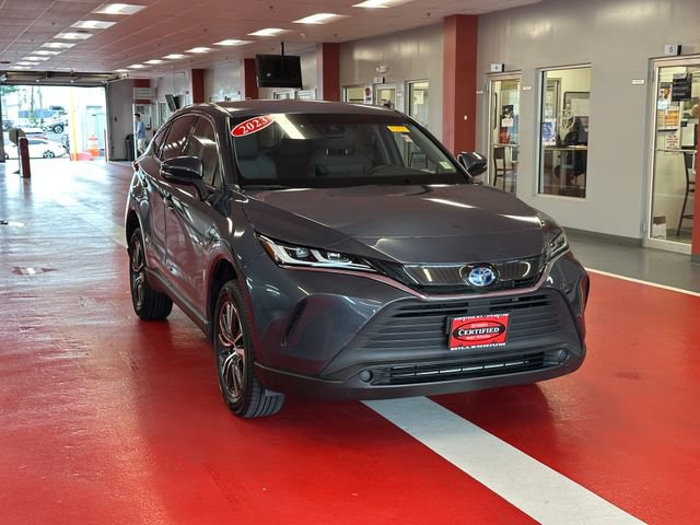 Certified 2023 Toyota Venza LE AWD/4WD image 2