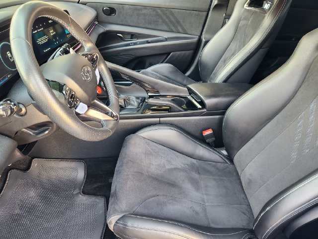 Used 2023 Hyundai Elantra N FWD image 3