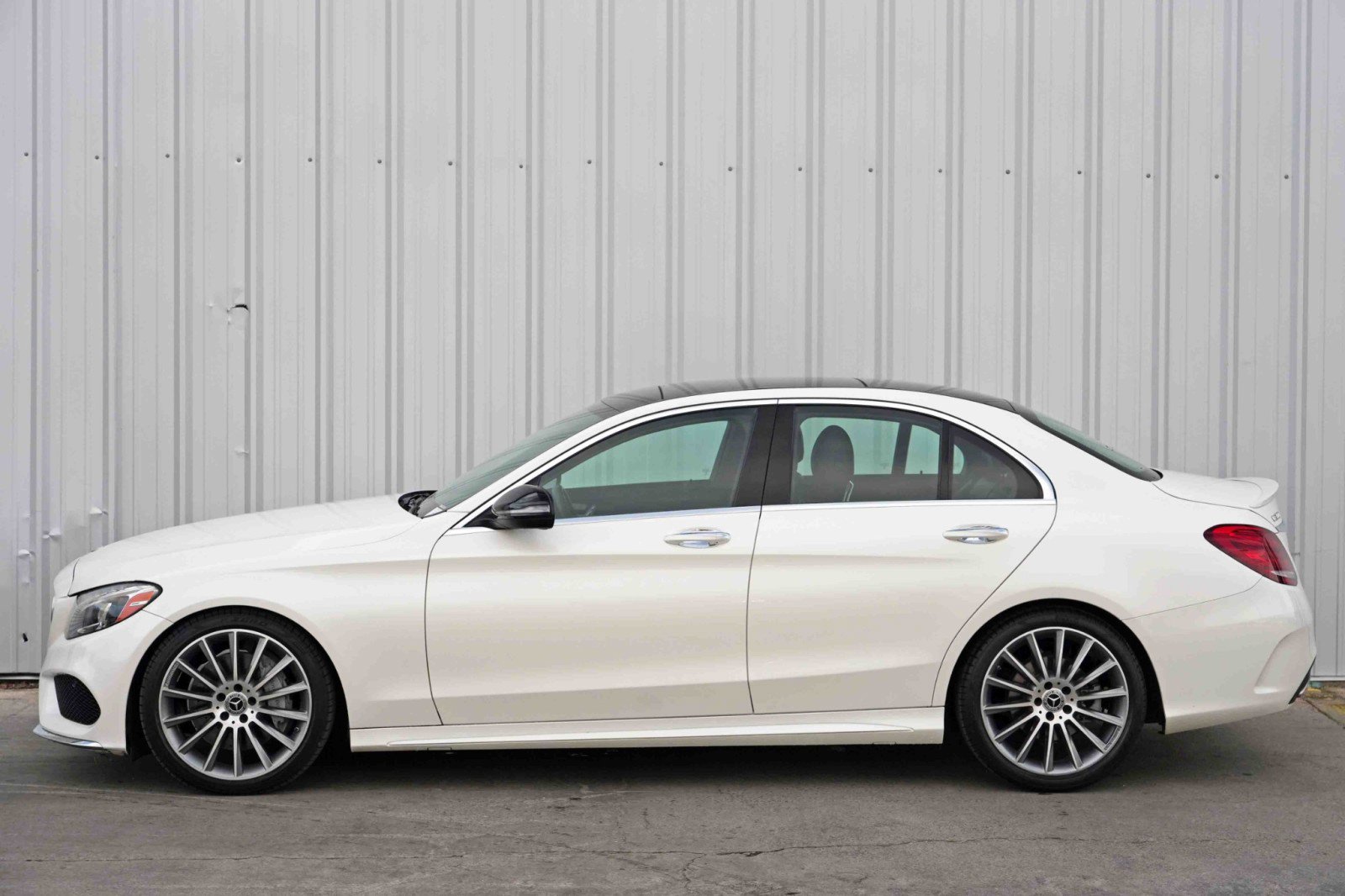 Used 2018 Mercedes-Benz C 300 Sedan image 48