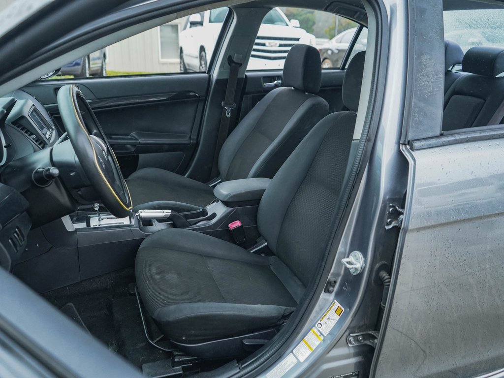 Used 2016 Mitsubishi Lancer ES image 7
