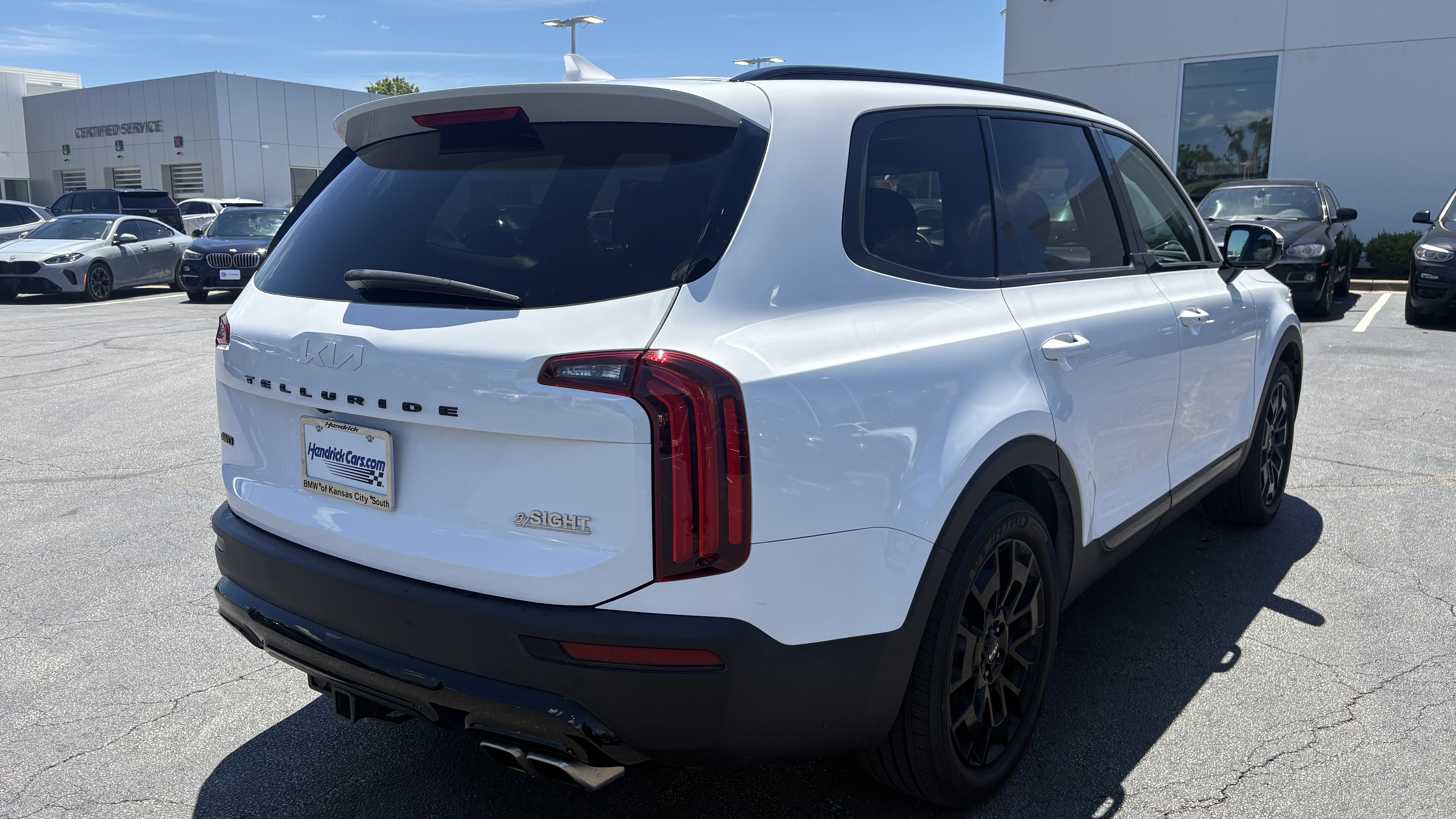 Used 2022 Kia Telluride SX w/ SX Prestige Package AWD/4WD image 10