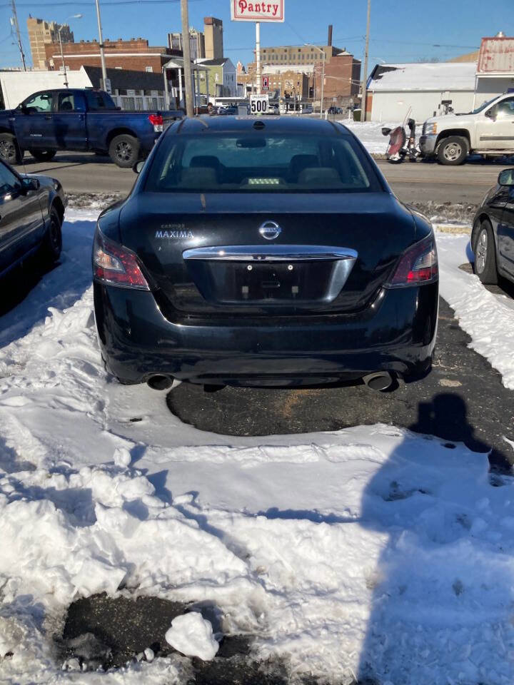 Used 2013 Nissan Maxima 3.5 SV w/ Premium Pkg image 3