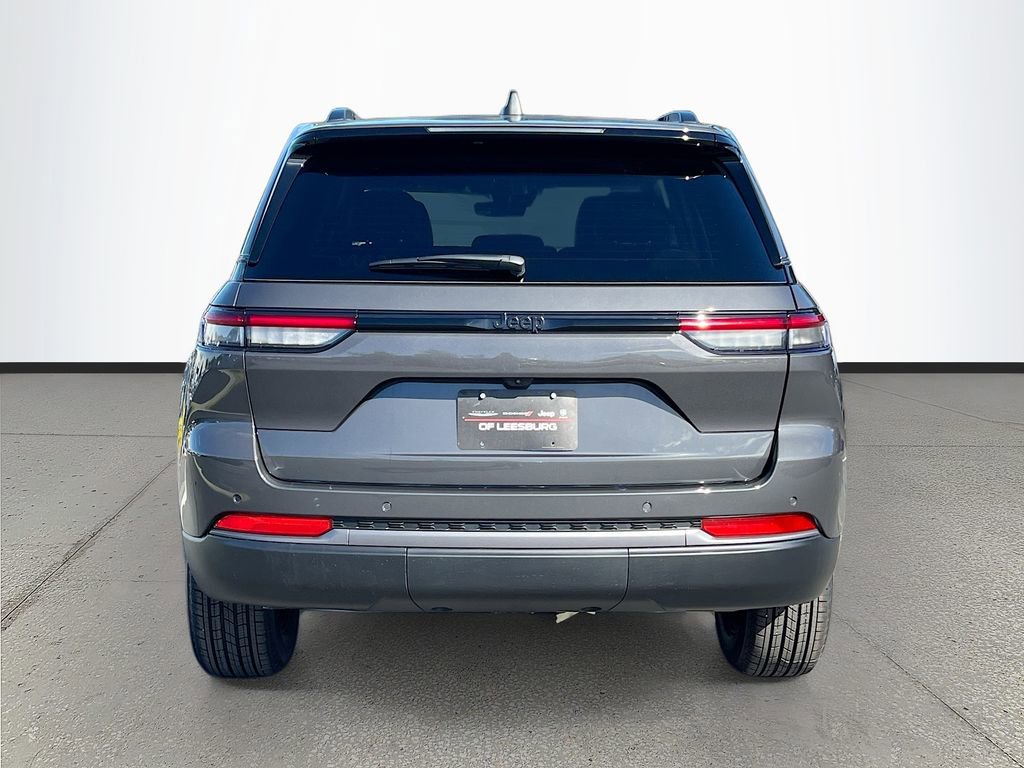 New 2026 Jeep Grand Cherokee Altitude RWD image 6
