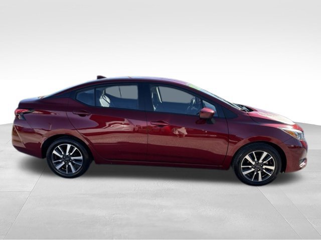 Used 2025 Nissan Versa SV FWD image 6