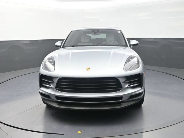 Used 2019 Porsche Macan AWD/4WD image 2
