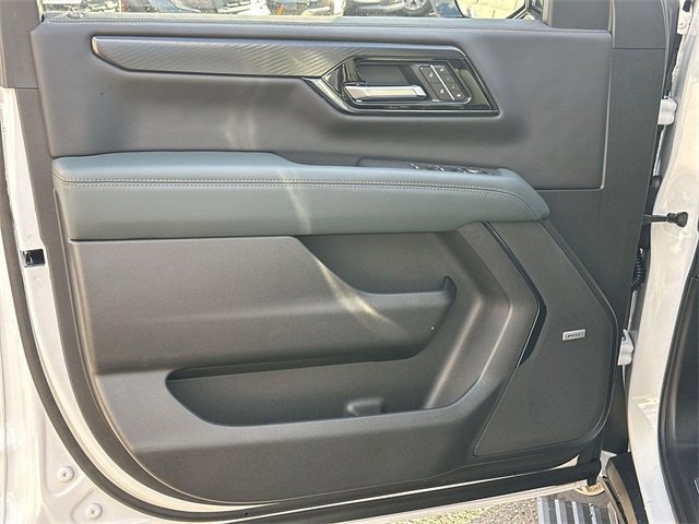 New 2026 GMC Yukon XL AT4 w/ AT4 Premium Plus Package image 20