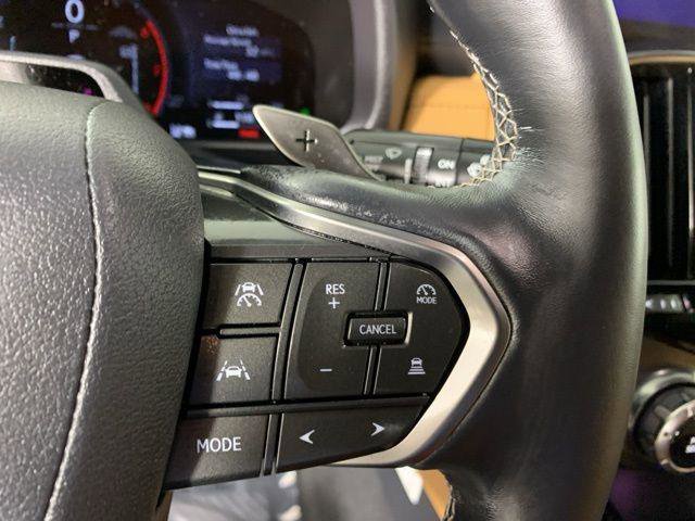 Certified 2025 Lexus LX 600 4WD w/ Interior Upgrade Package image 24