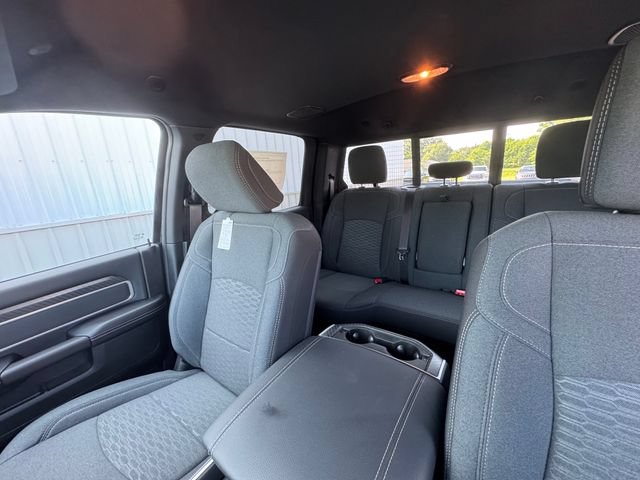 New 2026 RAM 3500 Big Horn AWD/4WD image 35