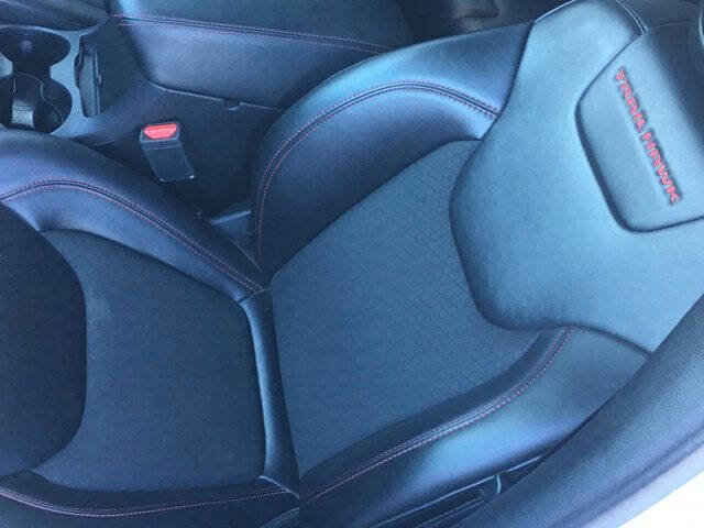 Used 2022 Jeep Cherokee Trailhawk w/ Comfort/Convenience Group image 17