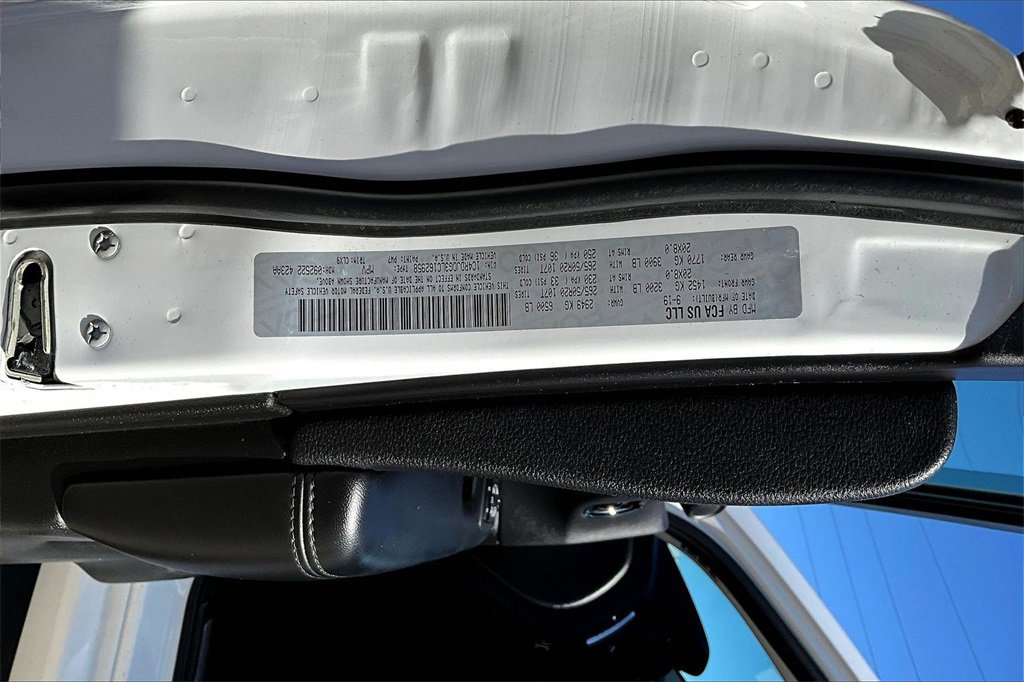 Used 2020 Dodge Durango GT image 36