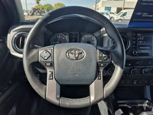 Used 2020 Toyota Tacoma TRD Off-Road w/ TRD Premium Off Road Package AWD/4WD image 14