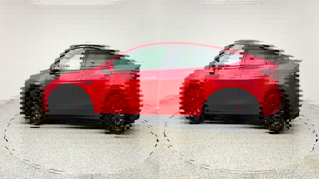 Used 2022 Tesla Model Y Performance image 8