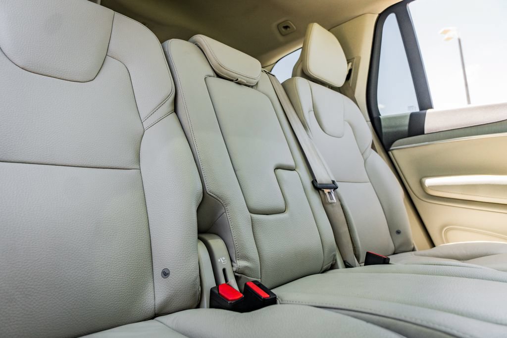 Used 2023 Volvo XC90 B5 Core w/ Protection Package Premier AWD/4WD image 41