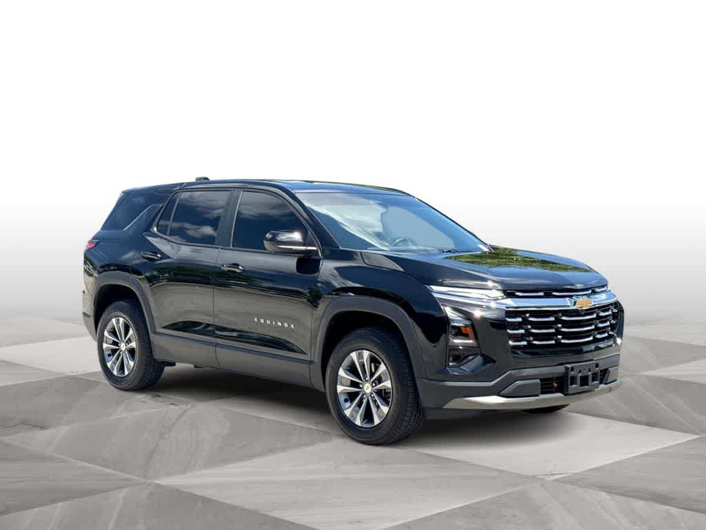 Used 2025 Chevrolet Equinox LT w/ Safety and Technology Package FWD image 2