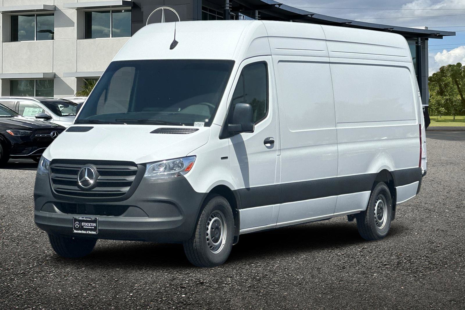 New 2024 Mercedes-Benz eSprinter 170 Cargo image 8
