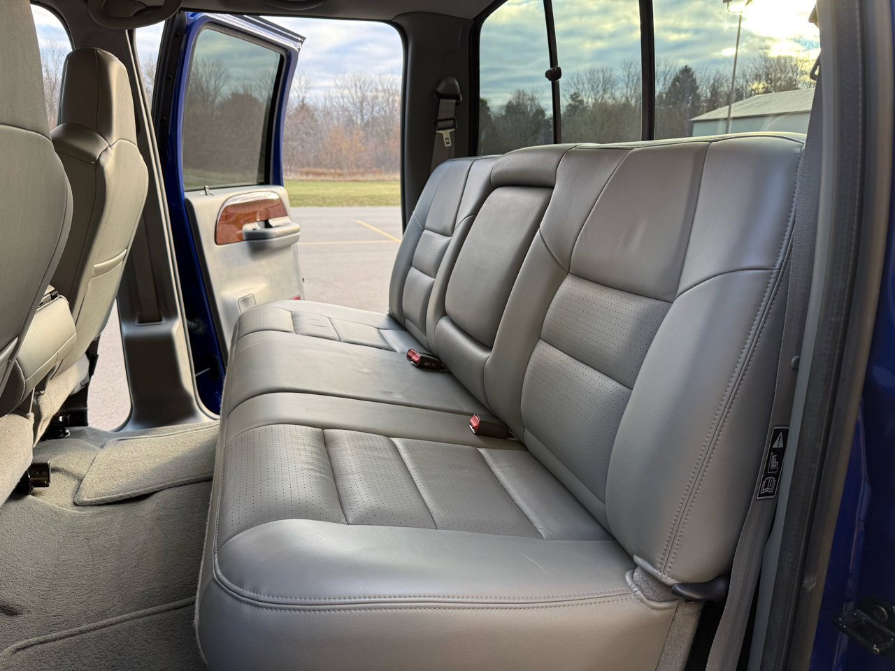 Used 2003 Ford F250 Lariat image 90