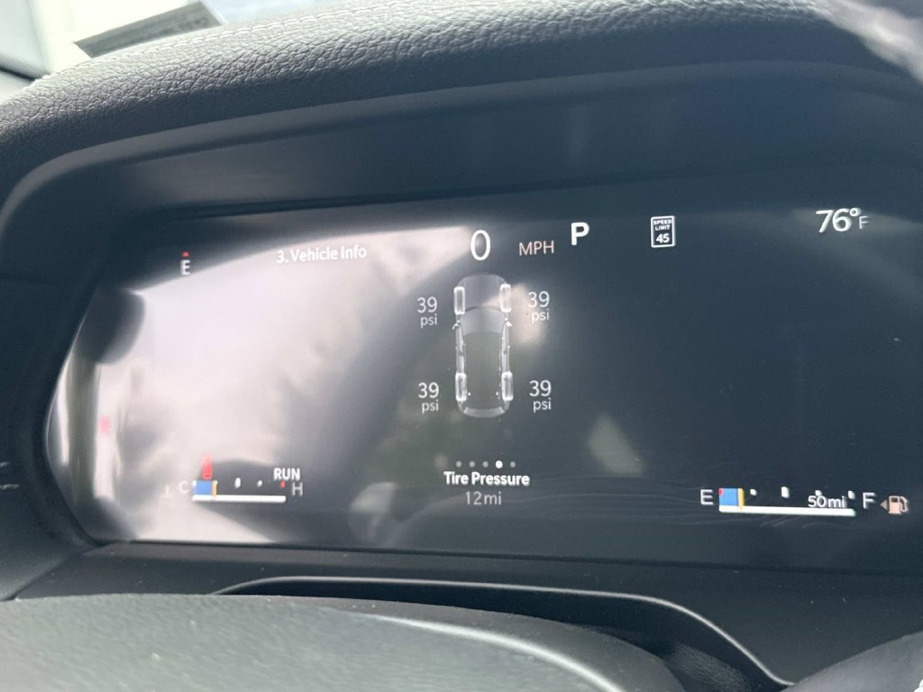 New 2027 Jeep Grand Cherokee Altitude AWD/4WD image 30